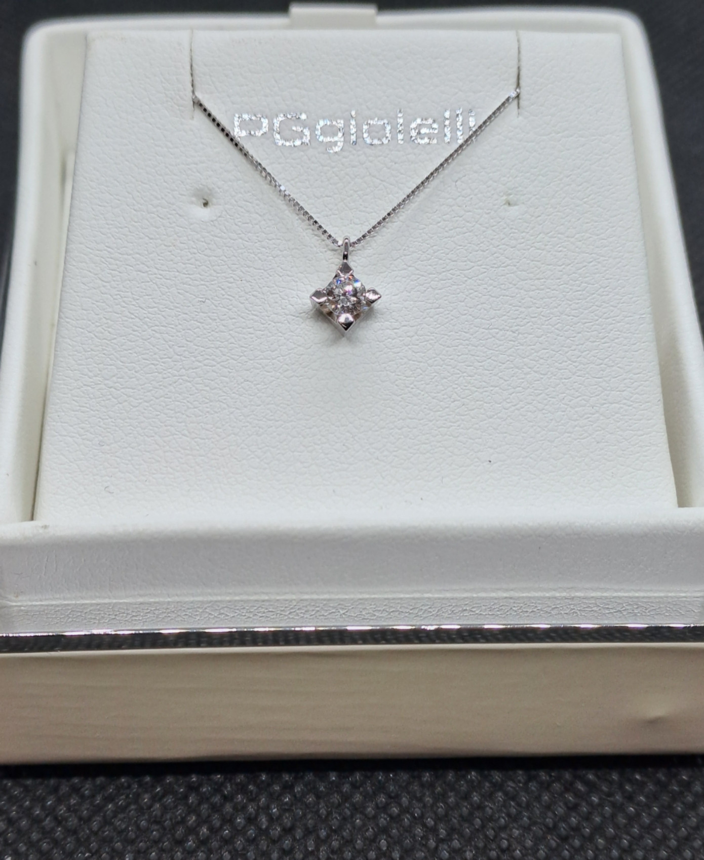 Completo donna punto luce in oro bianco 750 e diamanti — eShopping Salerno