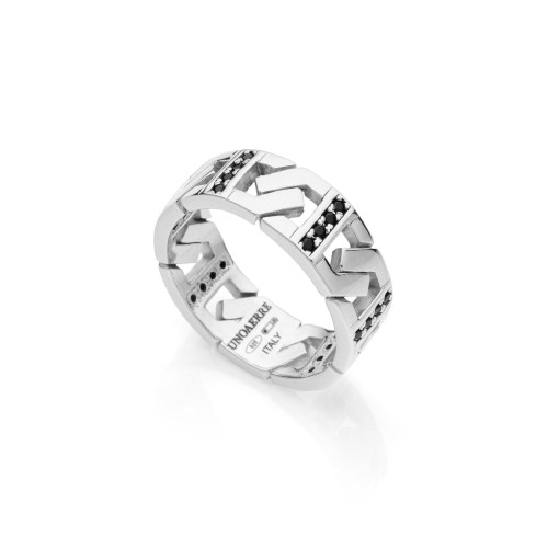 Anello in argento e zirconi